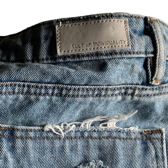 Jean Skirt Cult of Individuality Distressed Raw Hem Sz 30 - Picture 7 of 11